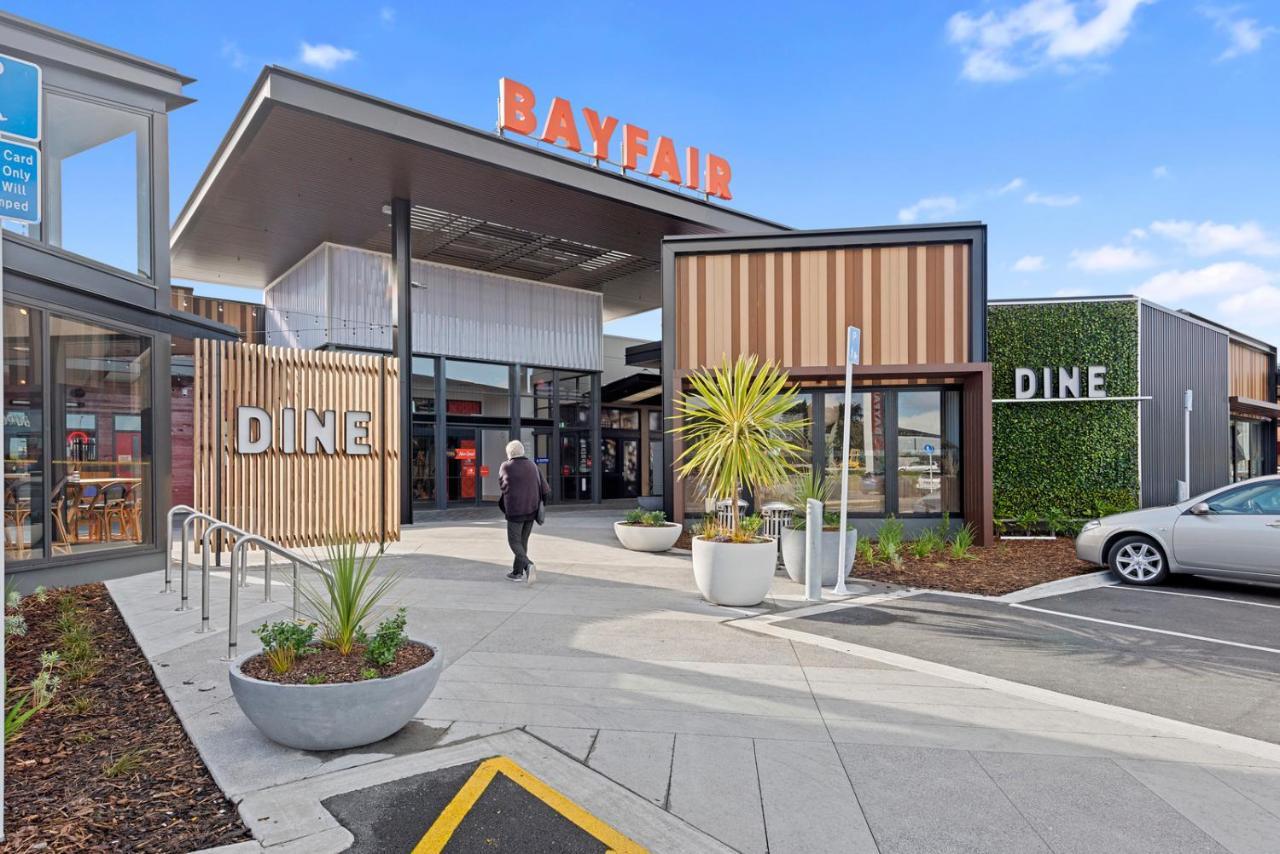 Villa 3 Bed At The Mount Close To Bayfair Shopping Mall à Mount Maunganui Extérieur photo